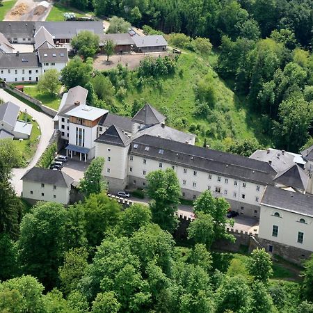 Kloster Wernberg Hotel Екстериор снимка