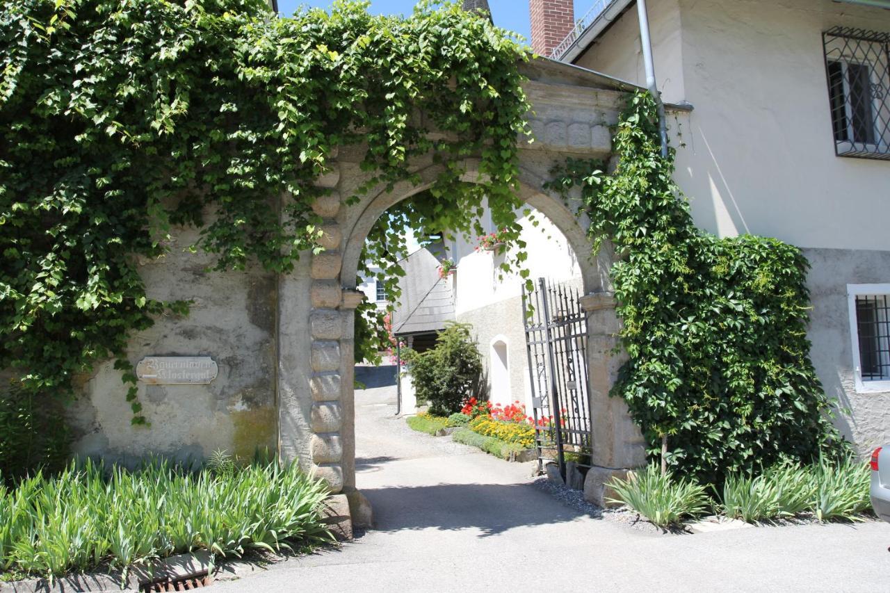 Kloster Wernberg Hotel Екстериор снимка