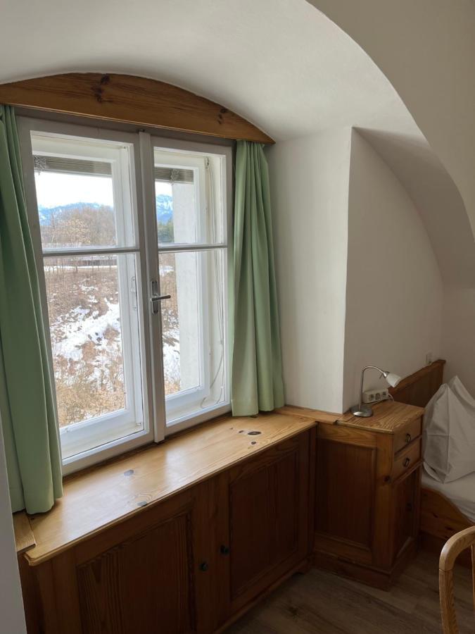 Kloster Wernberg Hotel Екстериор снимка
